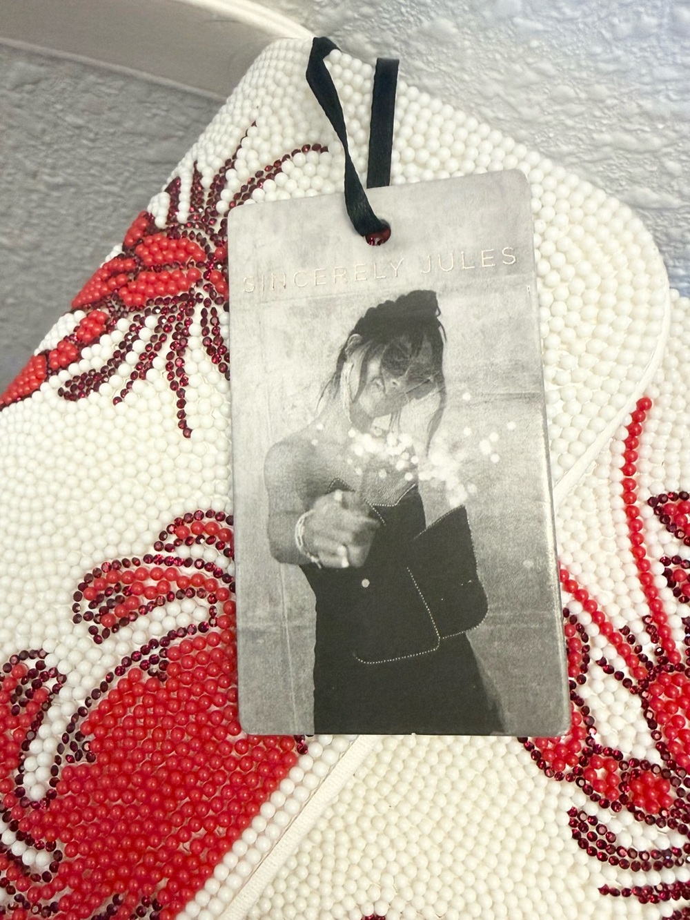 VIRAL Sincerely Jules Crab & Lobster Shoulder Bag - Picture 3 of 4